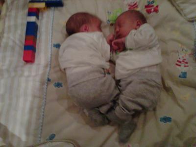 Bild zu Foto von unseren twins - Forum für April - Mamis