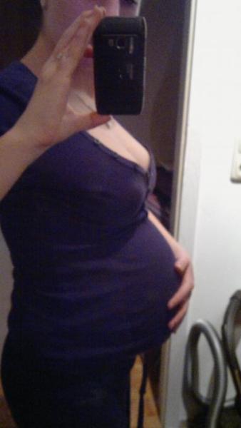 Bild zu mein Bauch auch mal!!! - Forum für April - Mamis