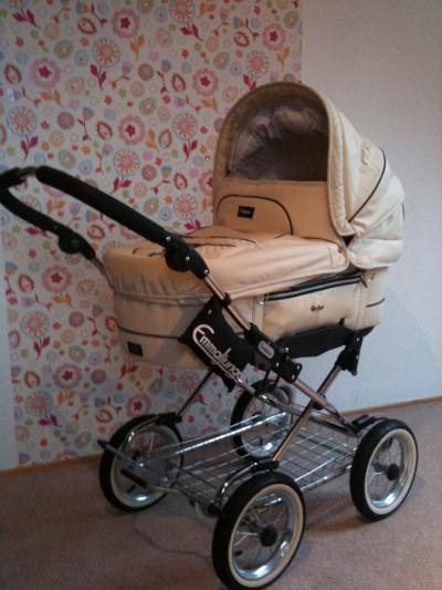 Bild zu Das versprochene Bild vom Kinderwagen - Forum für April - Mamis