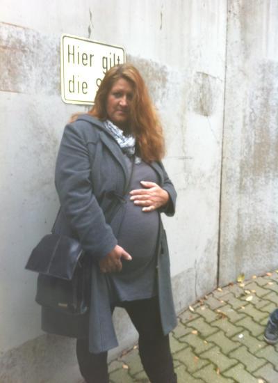 Bild zu nun auch mal von mir ein Bauchbild;-) - Forum für April - Mamis