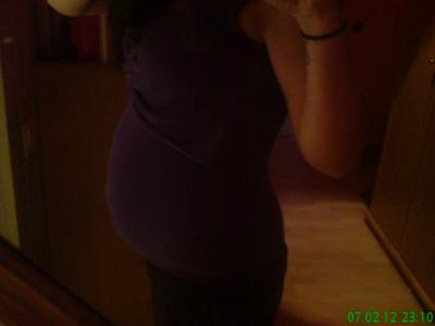 Bild zu Er wäääääächst :D Juhhuuuu - Forum für April - Mamis