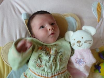 Bild zu Püppi ist schon 17Tage alt - Forum für April - Mamis