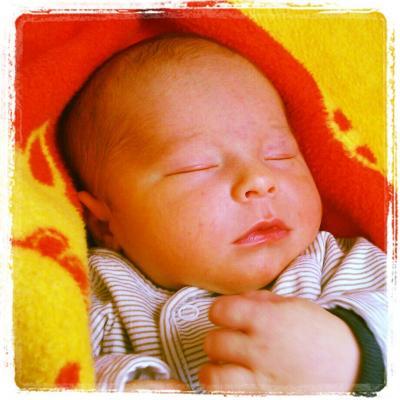 Bild zu Tom Pascal ... Unser Sonnenschein - Forum für April - Mamis