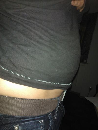 Bild zu Ich wollte euch auch mal mein Bauch zeigen - Forum für April - Mamis