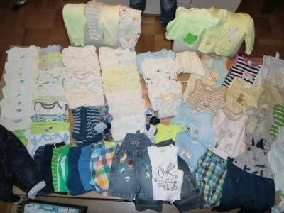 Bild zu Sachen Junge 56-68 - Forum für April - Mamis