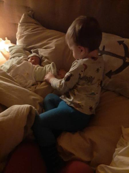 Bild zu Wir Kuscheln Zuhause - Forum für April - Mamis