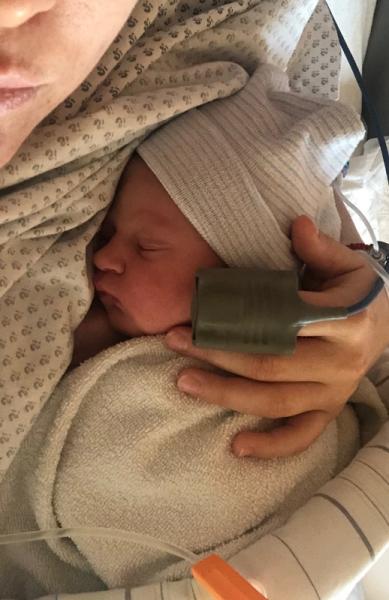 Bild zu Ausgekugelt - kurzer Geburtsbericht - Mittelgut - Forum für April - Mamis