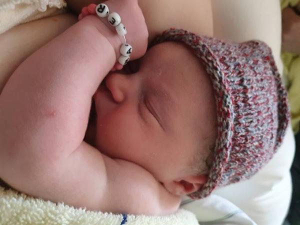 Bild zu Ausgekugelt - Forum für April - Mamis
