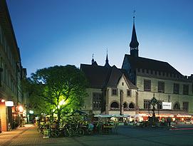 Bild zu