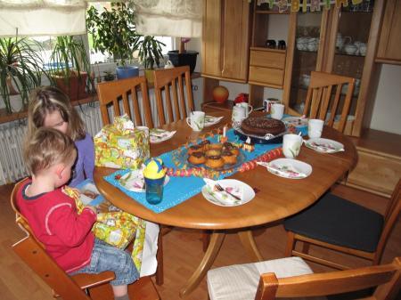 Bild zu