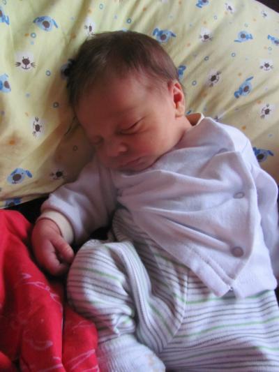 Bild zu SO ein bild von meiner Schlafnase :) - Forum für Mai - Mamis