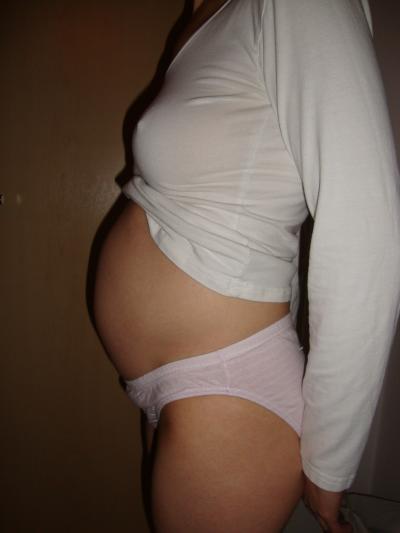Bild zu So zeig jetzt mal meinen Babybauch - Forum für Mai - Mamis