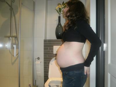 Bild zu bald bauch zeigen wer macht mit? - Forum für Mai - Mamis