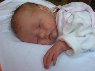 Bild zu Darf ich vorstellen: Meine Tochter! (mit Bericht) - Forum für Mai - Mamis