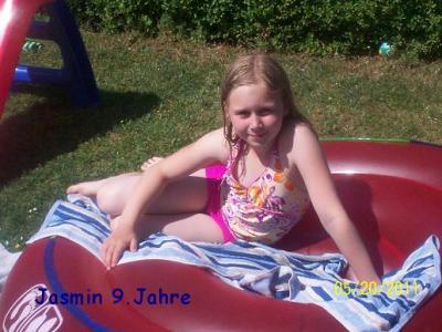 Bild zu so noch ein bildchen von mir und meinen Mäusen ganz aktuell von heut :-) - Forum für Mai - Mamis