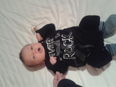 Bild zu haben eure Mäuse schon Lieblings Musik? +Bild - Forum für Mai - Mamis