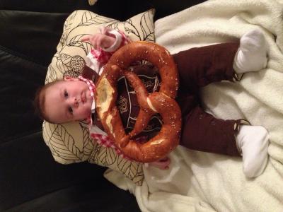 Bild zu Lio im Oktoberfestlook :-) - Forum für Mai - Mamis