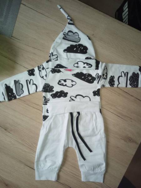 Bild zu Erste Baby Gewand heute bekommen - Forum für Mai - Mamis