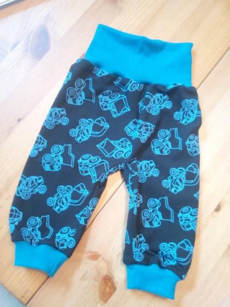 Bild zu Die erste Hose für den Mops...  - Forum für Mai - Mamis
