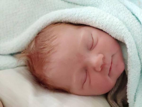 Bild zu Ausgeklügelt, leider Notsectio - Forum für Mai - Mamis