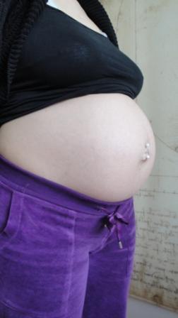 Bild zu Bauchbild 23. SSW (letze Woche) - Forum für Juni - Mamis