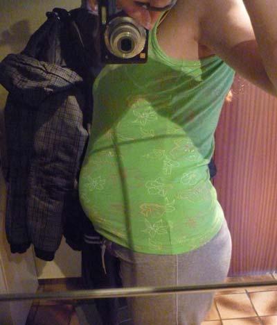 Bild zu Will meinen Babybauch auch mal wieder präsentieren! =) - Forum für Juni - Mamis