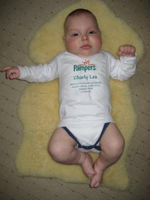 Bild zu Wollt auch mal meinen Kleinen zeigen - Forum für Juni - Mamis