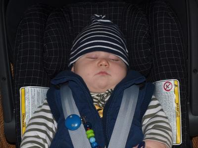 Bild zu Autositzbild :-) - Forum für Juni - Mamis