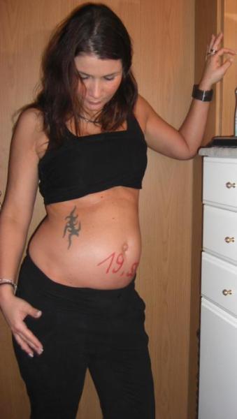Bild zu Zeigt her Eure Bäuche.... ich fange an :o)) - Forum für Juni - Mamis