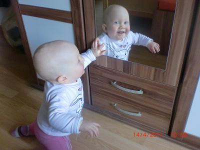 Bild zu Und noch eins...Schubladen ausräumen fetzt! - Forum für Juni - Mamis