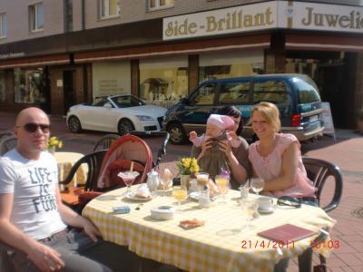 Bild zu Frühstück in der Sonne - Forum für Juni - Mamis
