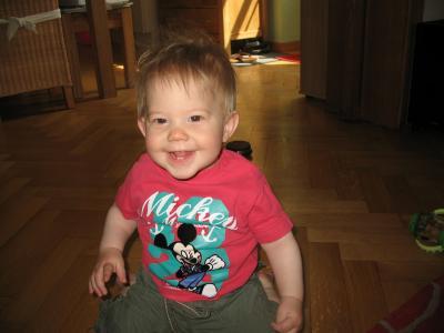 Bild zu soooooo und nun mal ein aktuelles (Sommer-) Bildchen von Milan - Forum für Juni - Mamis