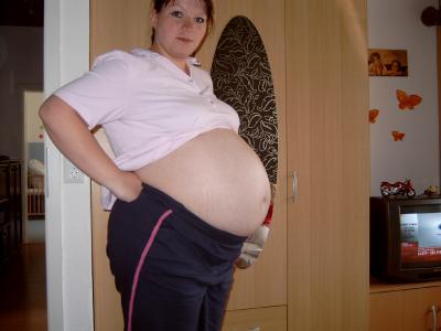 Bild zu Möchte euch auch mal meine Kugel Zeigen - Forum für Juni - Mamis