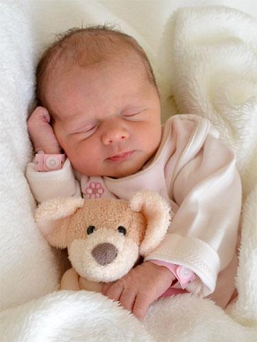 Bild zu Alisa ist daaaaa!!!!! - Forum für Juni - Mamis