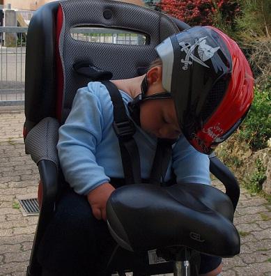 Bild zu Fahrrad fahren ist ganz schön anstrengend - Forum für Juni - Mamis