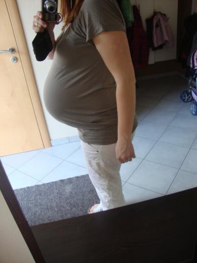 Bild zu mein Riesenbauch bei 34+4 :-) - Forum für Juni - Mamis