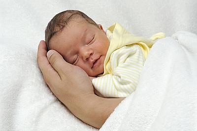 Bild zu bildchen von unserem Elias joel *23.06.2012 - Forum für Juni - Mamis
