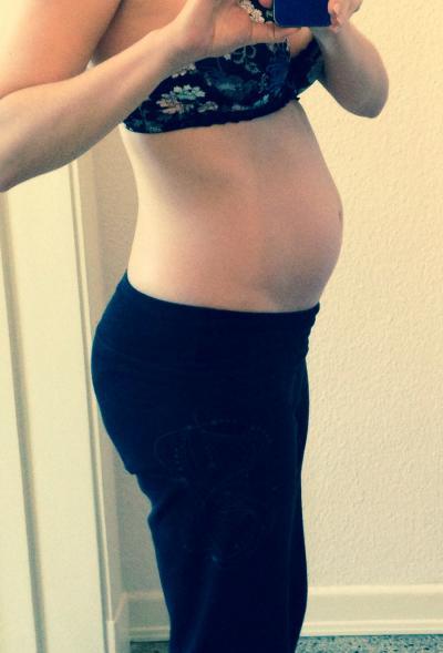 Bild zu Bauch ist da! Mit Bild - Forum für Juni - Mamis