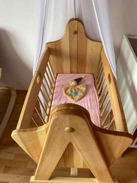 Bild zu Beistellbett/ Wiege - Forum für Juni - Mamis