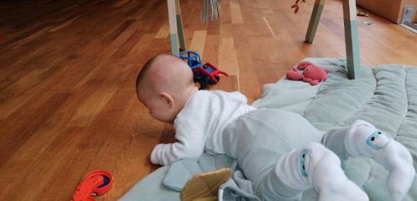 Bild zu Schreitreflex? - Forum für Juni - Mamis