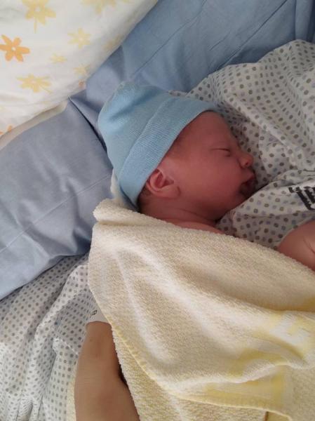 Bild zu Endlich wird gekuschelt 💙 + Geburtsbericht - Forum für Juni - Mamis