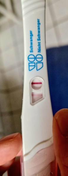 Bild zu Mich gruselt es sehr... 20er Test ES +11 - Forum für Juni - Mamis