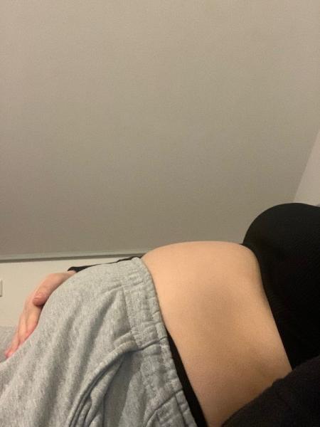 Bild zu Babybauch klein und speckig? - Forum für Juni - Mamis