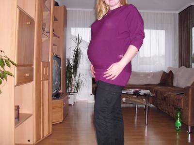 Bild zu Hier ist mein Bauchi...:-) - Forum für Juli - Mamis