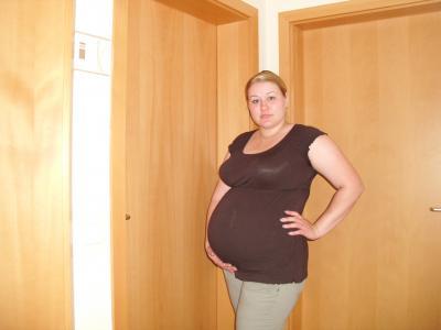 Bild zu Letztes Bauchifoto von mir!!! - Forum für Juli - Mamis