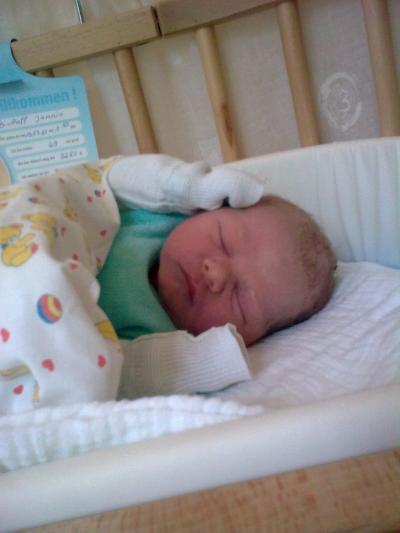 Bild zu Jannis ist da :-)) - Forum für Juli - Mamis