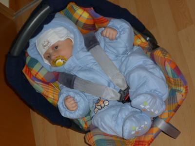 Bild zu Schneeanzug jetzt schon???? - Forum für Juli - Mamis