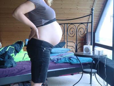 Bild zu Bauchbild...mal getraut... - Forum für Juli - Mamis