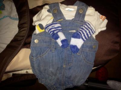 Bild zu Was ist das erste was ihr euren Babys anzieht? - Forum für Juli - Mamis