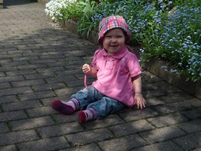 Bild zu 10 Monate! Bildchen und Maße! - Forum für Juli - Mamis